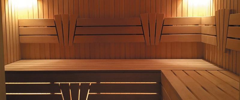 Hotel Fortetsya Hetmana Гатне Екстер'єр фото