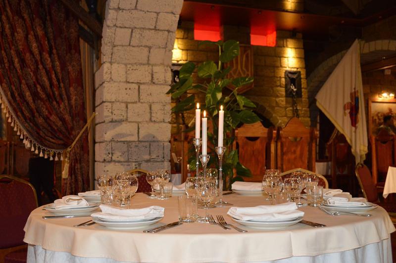 Hotel Fortetsya Hetmana Гатне Екстер'єр фото